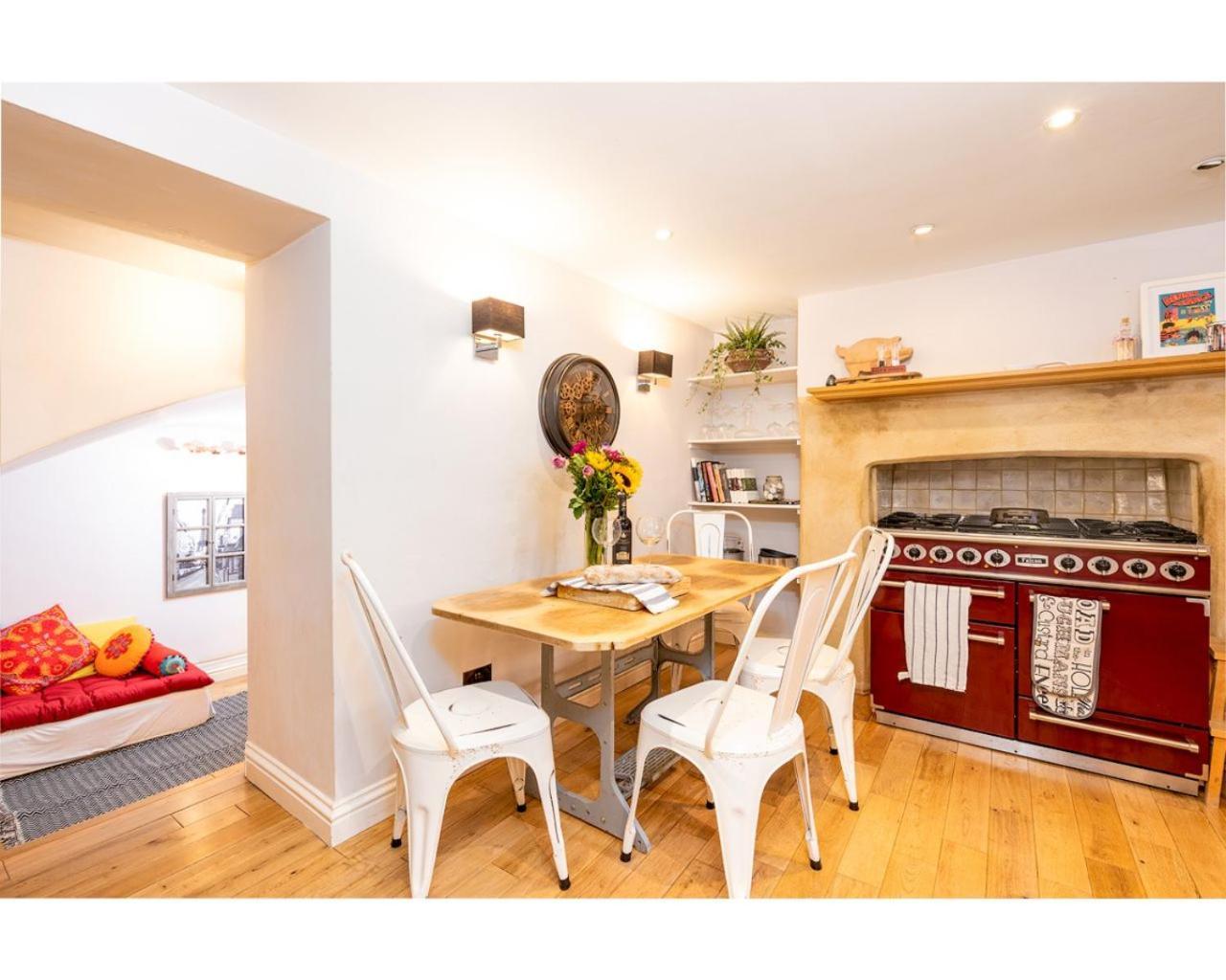 Murphys House - 3 Bed Luxury Central Townhouse Бат Номер фото